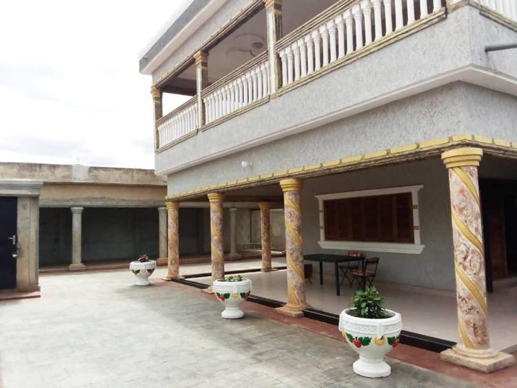 Unfurnished Villa