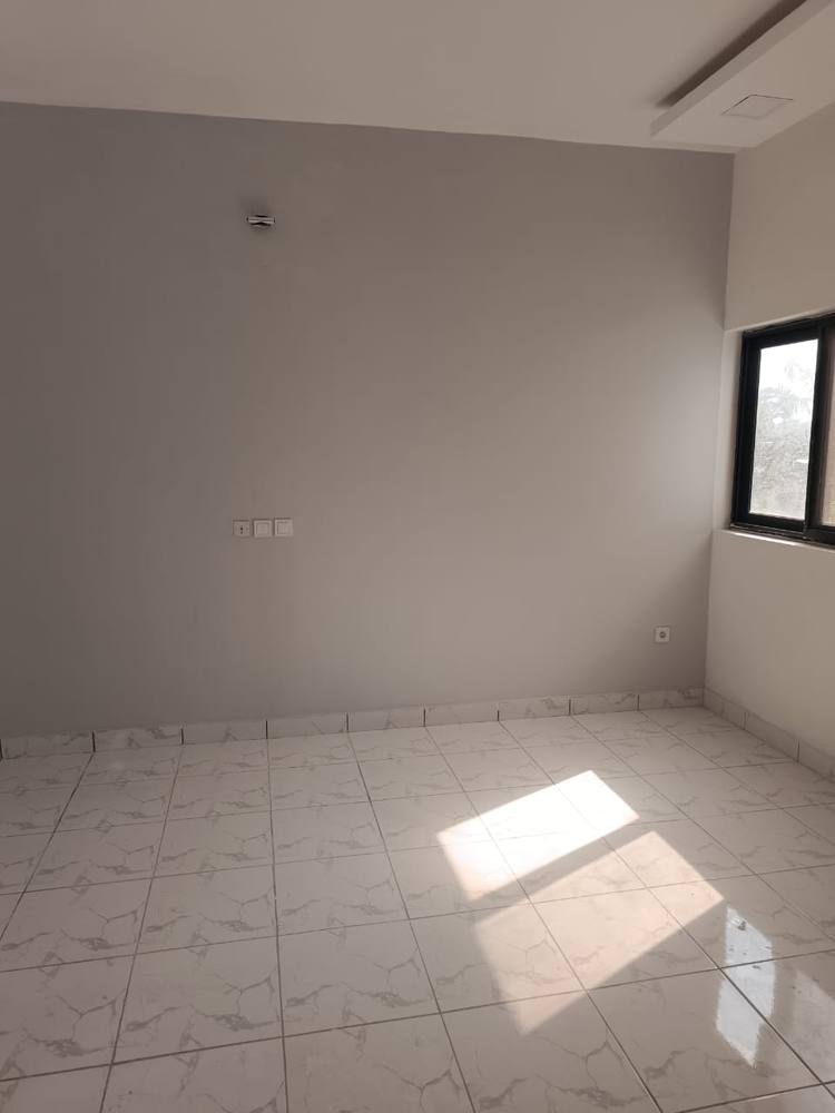 Unfurnished Villa