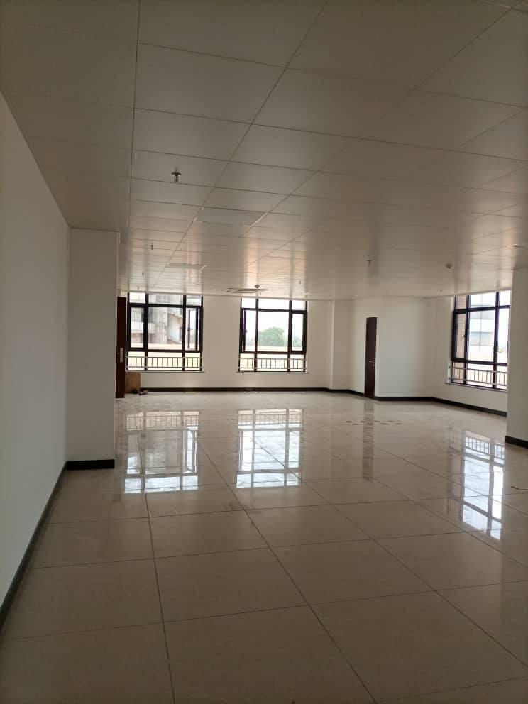 COMMERCIAL SPACE FOR RENT