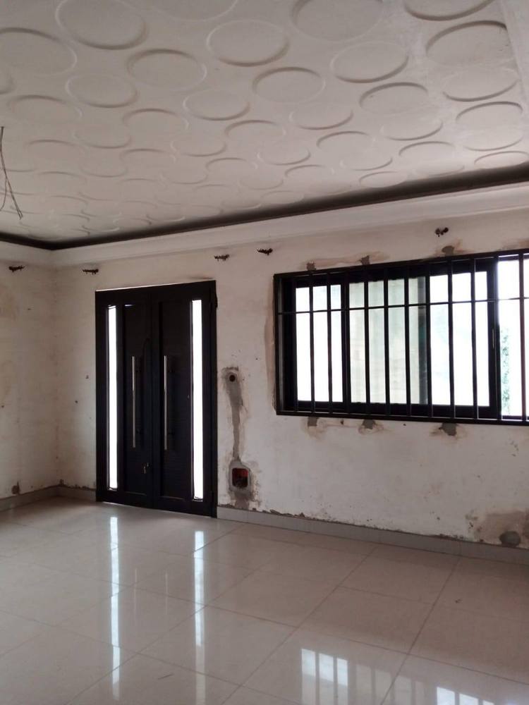 COMMERCIAL SPACE FOR RENT