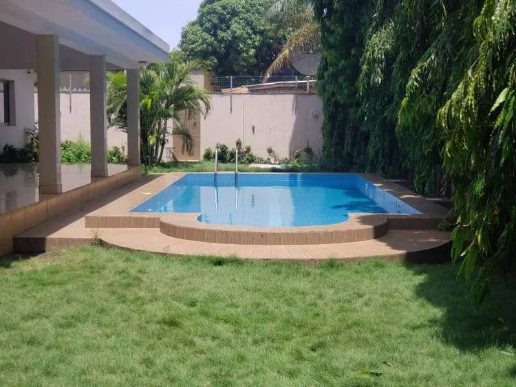 Unfurnished Villa