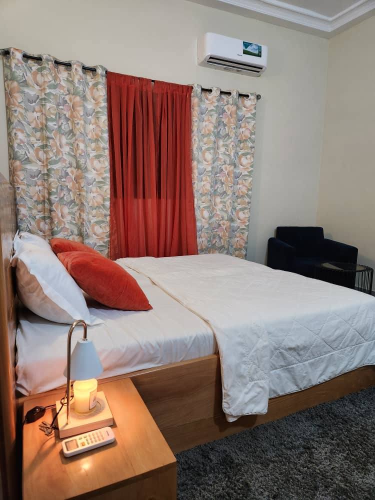 Furnished 2-bedroom apartment in Tokoin Doumassessé