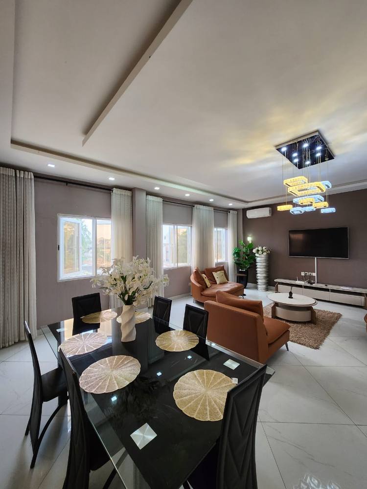 Appartement meublé 4 chambres à louer à Tokoin Protestant (Lomé)